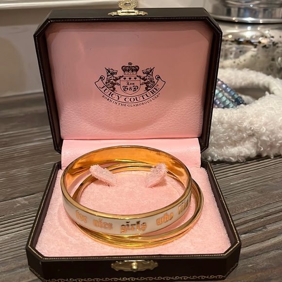 Juicy Couture Bracelet Set - Picture 1 of 4